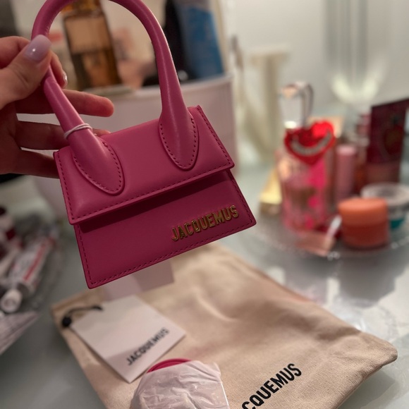 BRAND NEW with tags Jacquemus Pink Mini Bag - Picture 2 of 10